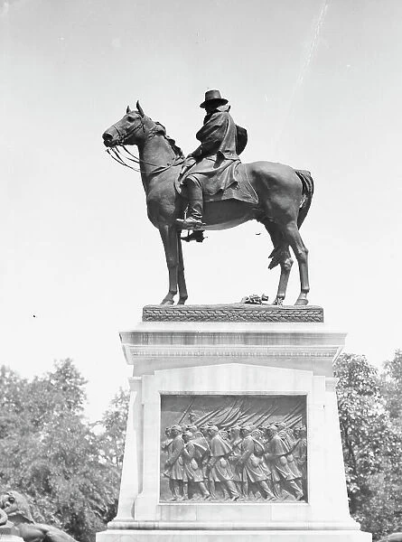 Ulysses S. Grant - Equestrian statues in Washington, D.C. between 1911 and 1942. Creator: Arnold Genthe