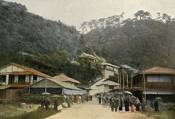 Une Rue A Nunobiki, Pres De Kobe, (A Road in Nunobiki, near Kobe), 1900. Creator: Unknown