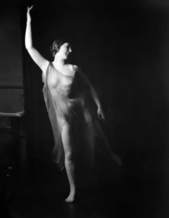Framed Print : Unidentified dancer, possibly an Elizabeth Duncan dancer, between 1911 and 1942. Creator: Arnold Genthe Framed Print : Unidentified dancer, possibly an Elizabeth Duncan dancer, between 1911 and 1942. Creator: Arnold Genthe