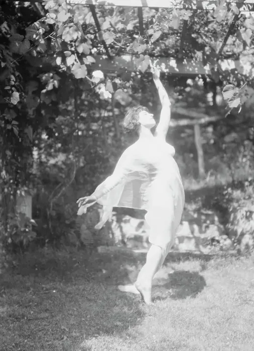 Framed Print : Unidentified dancer, possibly an Elizabeth Duncan dancer, between 1911 and 1942. Creator: Arnold Genthe Framed Print : Unidentified dancer, possibly an Elizabeth Duncan dancer, between 1911 and 1942. Creator: Arnold Genthe