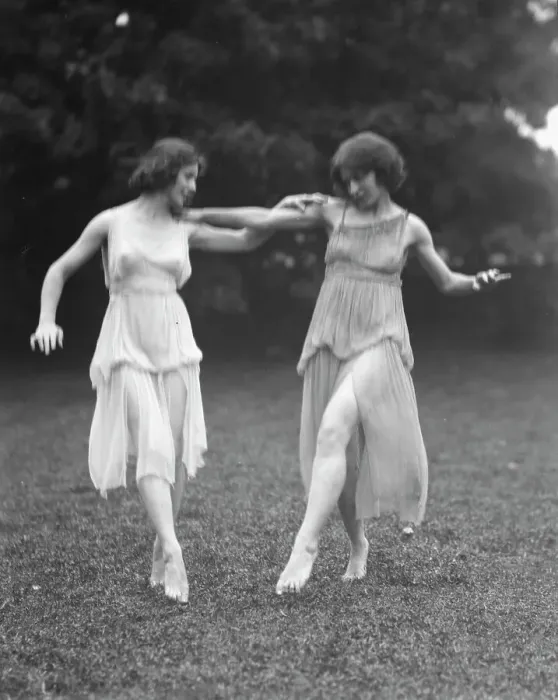 Framed Print : Unidentified dancers, possibly Elizabeth Duncan dancers, between 1911 and 1942. Creator: Arnold Genthe Framed Print : Unidentified dancers, possibly Elizabeth Duncan dancers, between 1911 and 1942. Creator: Arnold Genthe