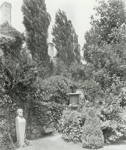 Unidentified house and garden, between 1910 and 1935. Creator: Frances Benjamin Johnston