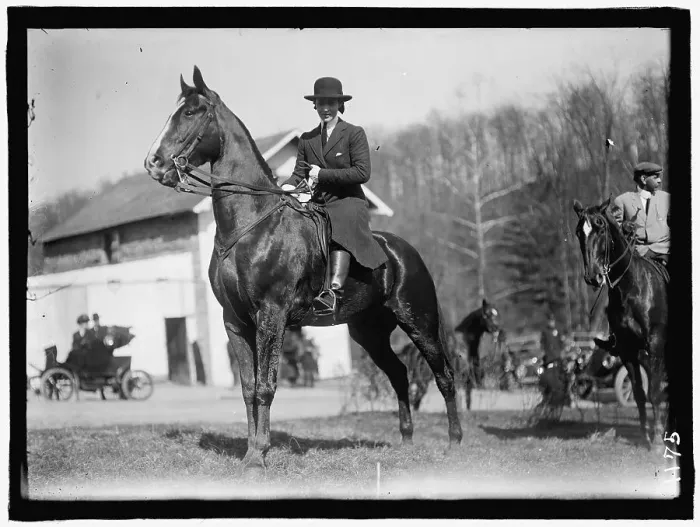 Framed Print : Unidentified Woman On Horse, between 1909 and 1914. Creator: Harris & Ewing. Unidentified Woman On Horse, between 1909 and 1914. Creator: Harris & Ewing Framed Print : Unidentified Woman On Horse, between 1909 and 1914. Creator: Harris & Ewing. Unidentified Woman On Horse, between 1909 and 1914. Creator: Harris & Ewing