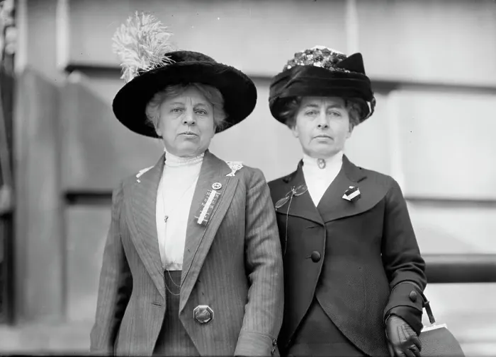Framed Print : United Daughters of The Confederacy, 1912. Creator: Harris & Ewing. United Daughters of The Confederacy, 1912. Creator: Harris & Ewing Framed Print : United Daughters of The Confederacy, 1912. Creator: Harris & Ewing. United Daughters of The Confederacy, 1912. Creator: Harris & Ewing