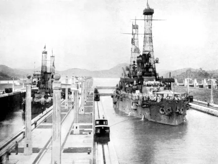 Framed Print : United States Men-Of-War passing through a lock, Panama Canal, Panama, 1926 Framed Print : United States Men-Of-War passing through a lock, Panama Canal, Panama, 1926