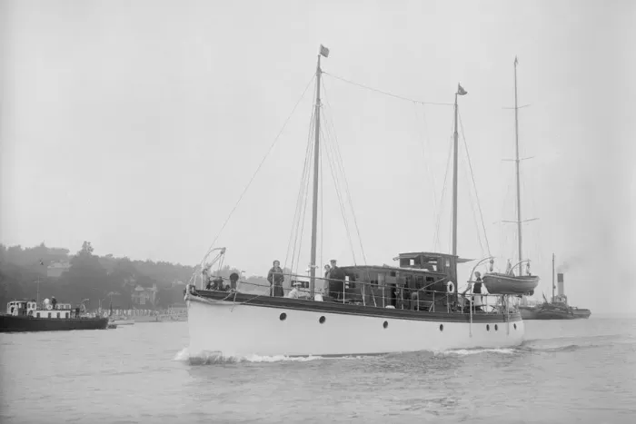 Framed Print : Unknown motor yacht under way, c1937. Creator: Kirk & Sons of Cowes Framed Print : Unknown motor yacht under way, c1937. Creator: Kirk & Sons of Cowes