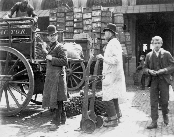 Framed Print : Unloading at Billingsgate Market, London, 1893. Artist: Paul Martin Framed Print : Unloading at Billingsgate Market, London, 1893. Artist: Paul Martin