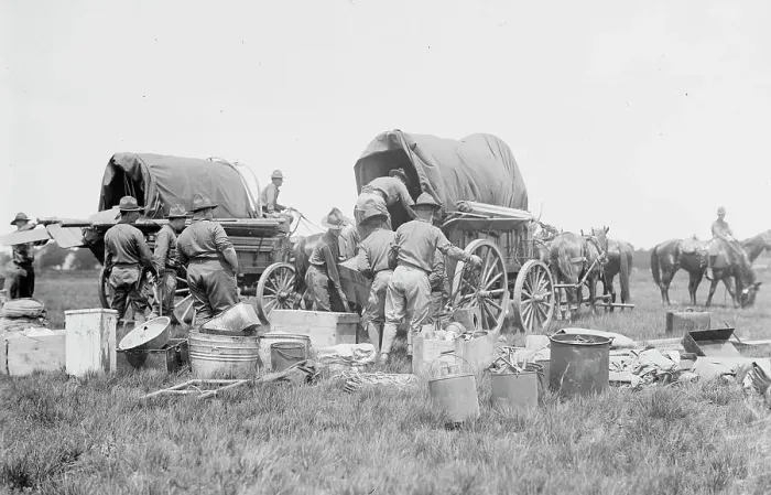 Framed Print : Unloading supplies, N.Y.N.G. between c1910 and c1915. Creator: Bain News Service Framed Print : Unloading supplies, N.Y.N.G. between c1910 and c1915. Creator: Bain News Service