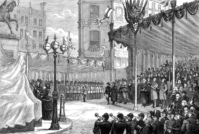 Framed Print : Unveiling the statue of the late Prince Consort in Holborn-Circus, 1874. Creator: Unknown Framed Print : Unveiling the statue of the late Prince Consort in Holborn-Circus, 1874. Creator: Unknown