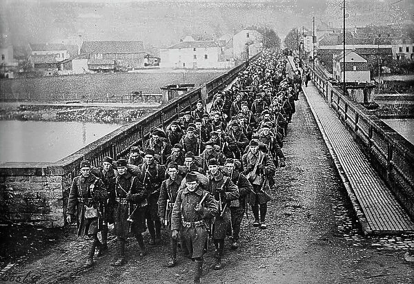 U.S. Army enters Germany, Dec 1918. Creator: Bain News Service
