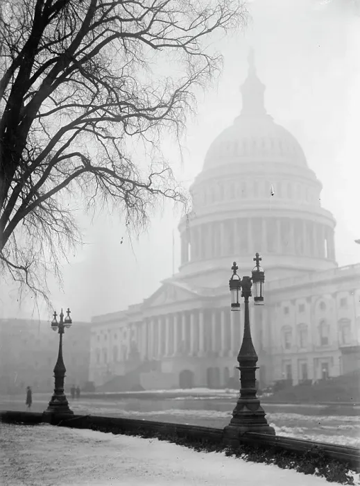 Framed Print : U.S. Capitol, 1917. Creator: Harris & Ewing. U.S. Capitol, 1917. Creator: Harris & Ewing Framed Print : U.S. Capitol, 1917. Creator: Harris & Ewing. U.S. Capitol, 1917. Creator: Harris & Ewing