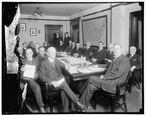 U.S. Chamber of Commerce, between 1910 and 1920. Creator: Harris & Ewing. U.S. Chamber of Commerce, between 1910 and 1920. Creator: Harris & Ewing