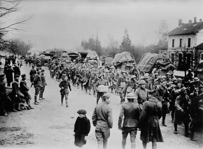 Framed Print : U.S. troops in France, between c1915 and c1920. Creator: Bain News Service Framed Print : U.S. troops in France, between c1915 and c1920. Creator: Bain News Service
