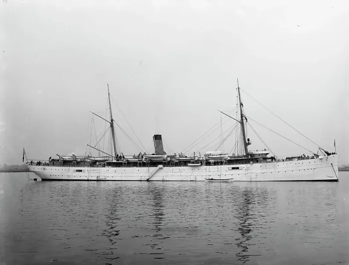 Framed Print : U.S.S. Buffalo, between 1898 and 1901. Creator: Unknown Framed Print : U.S.S. Buffalo, between 1898 and 1901. Creator: Unknown