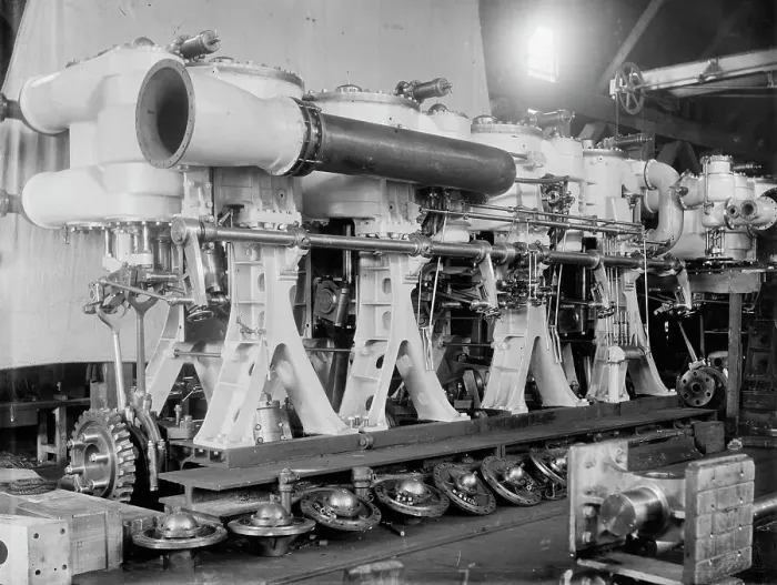 Framed Print : U.S.S. Cincinnati, the engines, 1894. Creator: Unknown Framed Print : U.S.S. Cincinnati, the engines, 1894. Creator: Unknown