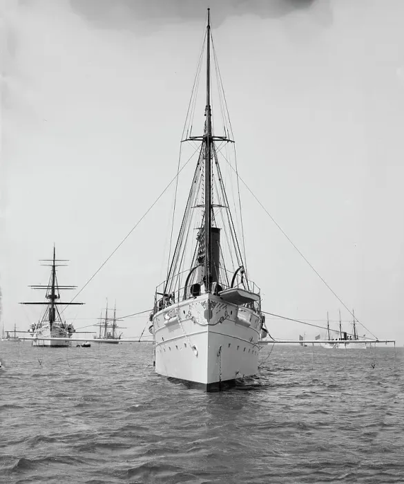 Framed Print : U.S.S. Dolphin, between 1890 and 1901. Creator: Unknown Framed Print : U.S.S. Dolphin, between 1890 and 1901. Creator: Unknown