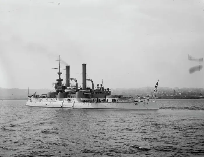 Framed Print : U.S.S. Iowa, between 1897 and 1901. Creator: Unknown Framed Print : U.S.S. Iowa, between 1897 and 1901. Creator: Unknown