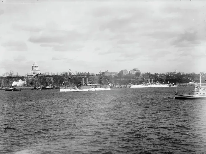 Framed Print : U.S.S. Maine and U.S.S. New York at Grant's Tomb, 1897 Apr 27. Creator: Unknown Framed Print : U.S.S. Maine and U.S.S. New York at Grant's Tomb, 1897 Apr 27. Creator: Unknown