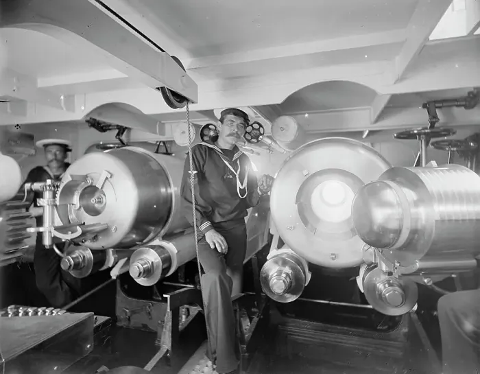 Framed Print : U.S.S. Massachusetts, interior of turret, between 1896 and 1901. Creator: Unknown Framed Print : U.S.S. Massachusetts, interior of turret, between 1896 and 1901. Creator: Unknown