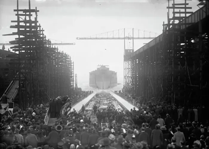 Framed Print : U.S.S. Mississippi, Launching at Newport News, Sliding Down Ways, Jan 1917. Creator: Harris & Ewing. U.S.S. Mississippi, Launching at Newport News, Sliding Down Ways, Jan 1917. Creator: Harris & Ewing Framed Print : U.S.S. Mississippi, Launching at Newport News, Sliding Down Ways, Jan 1917. Creator: Harris & Ewing. U.S.S. Mississippi, Launching at Newport News, Sliding Down Ways, Jan 1917. Creator: Harris & Ewing