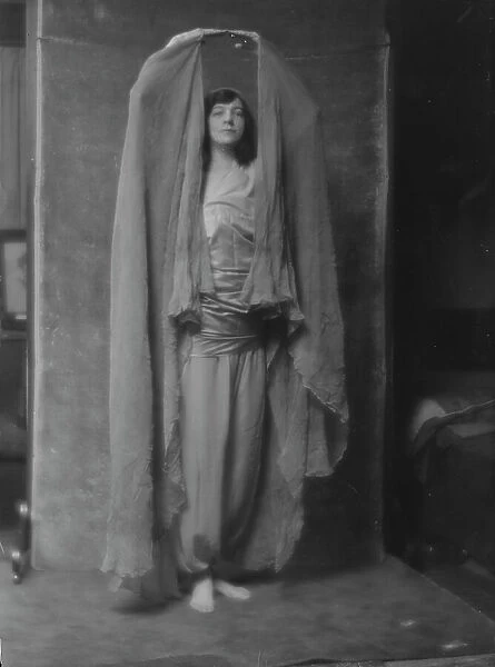 Valentine, Gwendolyn, Miss, or her friend, portrait photograph, 1916. Creator: Arnold Genthe