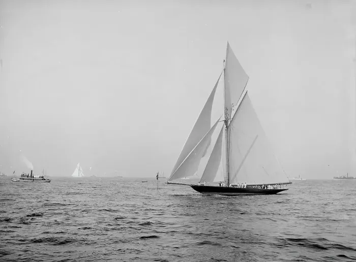 Framed Print : Valkyrie rounding outer mark Oct. 5, 1893, 1893 Oct 5. Creator: Unknown Framed Print : Valkyrie rounding outer mark Oct. 5, 1893, 1893 Oct 5. Creator: Unknown