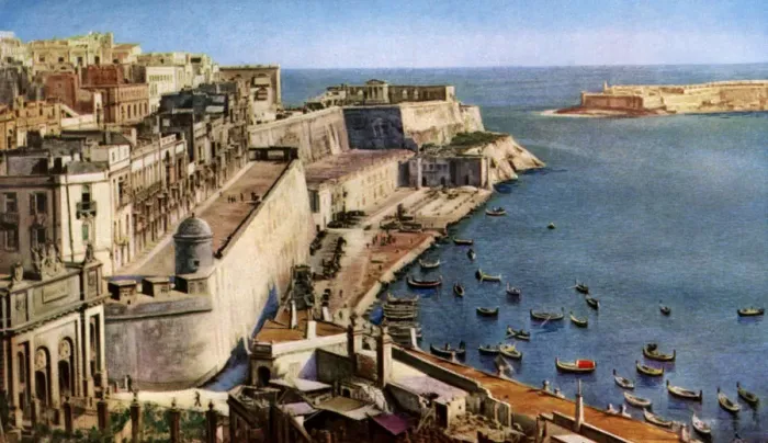 Framed Print : Valletta, Malta, c1930s Framed Print : Valletta, Malta, c1930s
