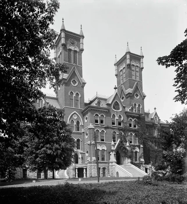 Framed Print : Vanderbilt University, Nashville, Tenn. c1901. Creator: Unknown Framed Print : Vanderbilt University, Nashville, Tenn. c1901. Creator: Unknown
