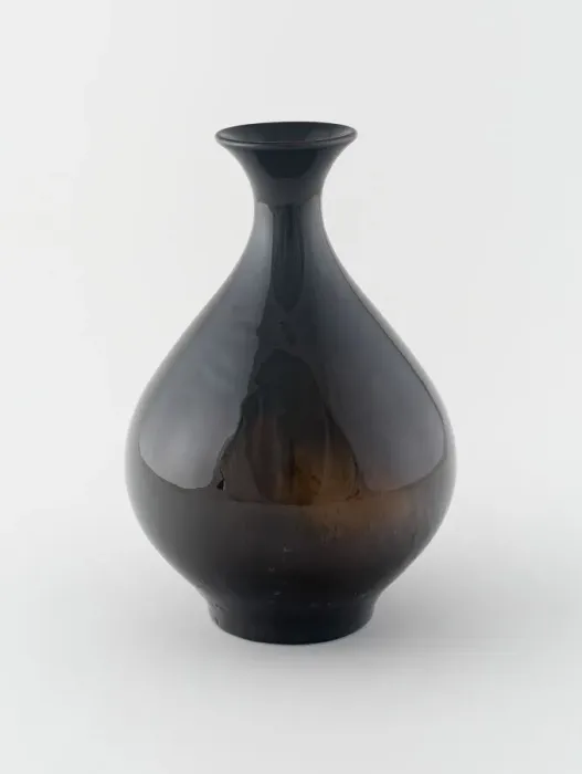 Framed Print : Vase, 1896. Creators: Rookwood Pottery, Albert Robert Valentien Framed Print : Vase, 1896. Creators: Rookwood Pottery, Albert Robert Valentien
