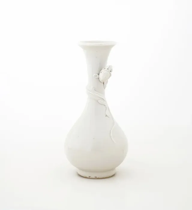 Framed Print : Vase, c1644-1911. Creator: Unknown Framed Print : Vase, c1644-1911. Creator: Unknown