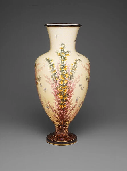 Vase d Arezzo, Sevres, 1884  /  85. Creators: Sevres Porcelain Manufactory
