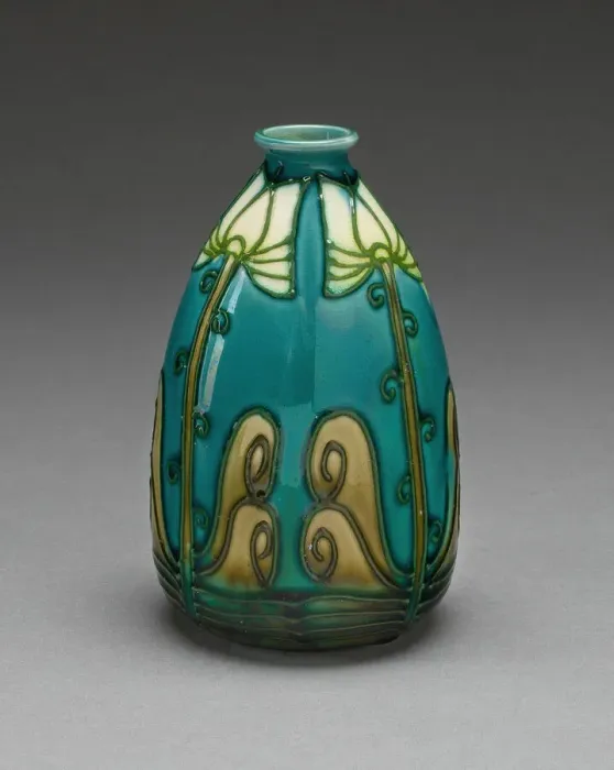 Framed Print : Vase, England, c. 1900. Creator: Minton Framed Print : Vase, England, c. 1900. Creator: Minton