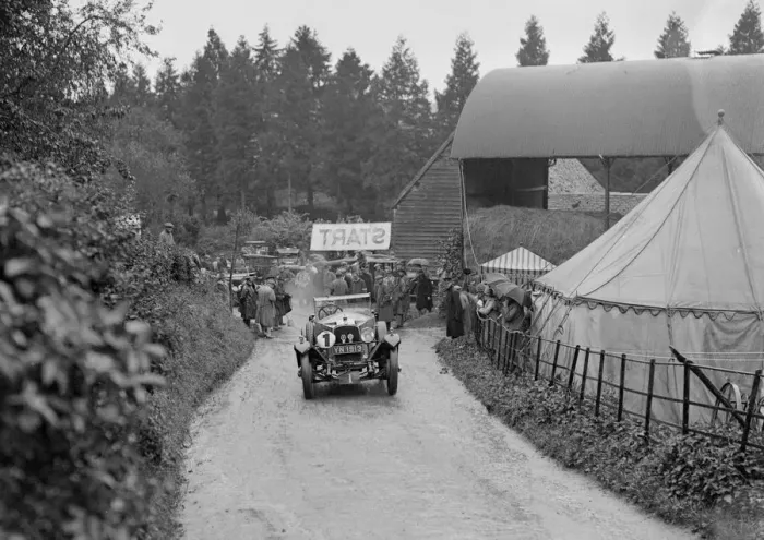 Framed Print : Vauxhall 30 / 98 of D Tinker competing in the MAC Shelsley Walsh Hillclimb, Worcestershire, 1927 Framed Print : Vauxhall 30 / 98 of D Tinker competing in the MAC Shelsley Walsh Hillclimb, Worcestershire, 1927