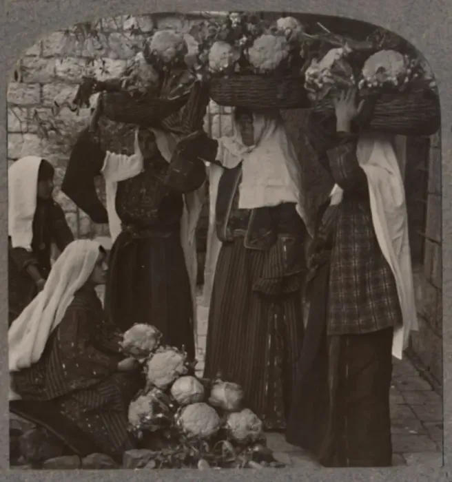 Framed Print : Vegetable sellers, Jerusalem, c1900