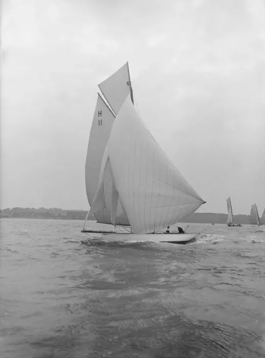 Framed Print : Ventana (H11), and early 8 Metre yacht, running downwind under spinnaker, 1913 Framed Print : Ventana (H11), and early 8 Metre yacht, running downwind under spinnaker, 1913