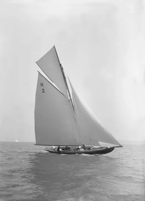 Framed Print : Verbena (H2), a gaff rig 8 Metre, sailing close-hauled, 1911. Creator: Kirk & Sons of Cowes Framed Print : Verbena (H2), a gaff rig 8 Metre, sailing close-hauled, 1911. Creator: Kirk & Sons of Cowes