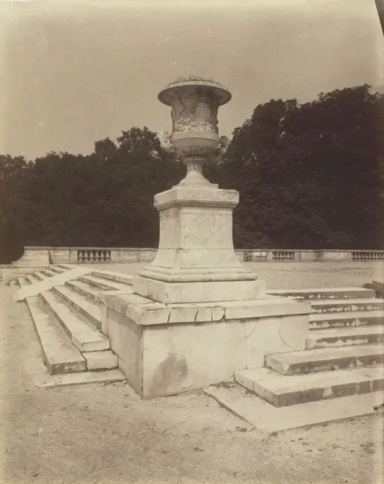 Framed Print : Versailles, Le Parc, 1905. Creator: Eugene Atget Framed Print : Versailles, Le Parc, 1905. Creator: Eugene Atget