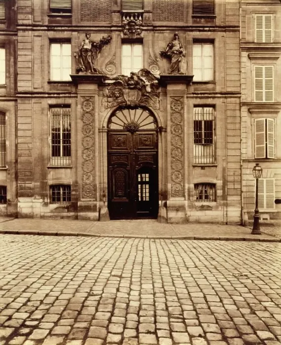 Framed Print : Versailles, Porte, rue de L'Orangerie, c.1910. Creator: Eugene Atget Framed Print : Versailles, Porte, rue de L'Orangerie, c.1910. Creator: Eugene Atget