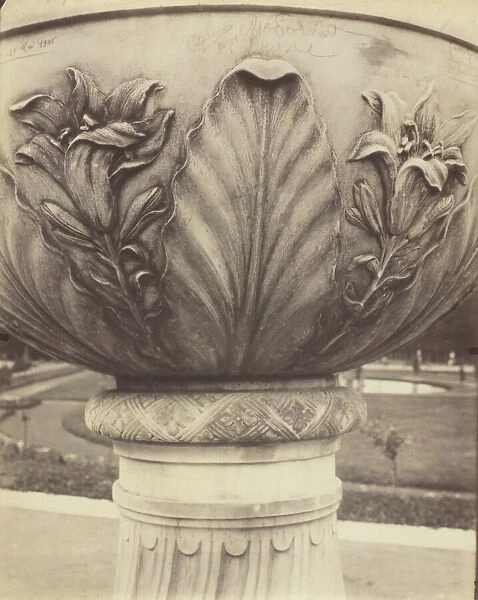 Versailles, Vase, 1906 / 07. Creator: Eugene Atget