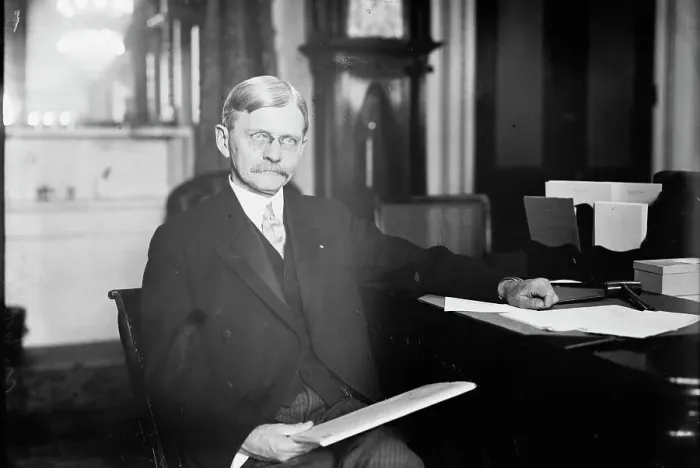 Framed Print : Vice Pres't. Marshall at Capitol, 1913. Creator: Bain News Service Framed Print : Vice Pres't. Marshall at Capitol, 1913. Creator: Bain News Service