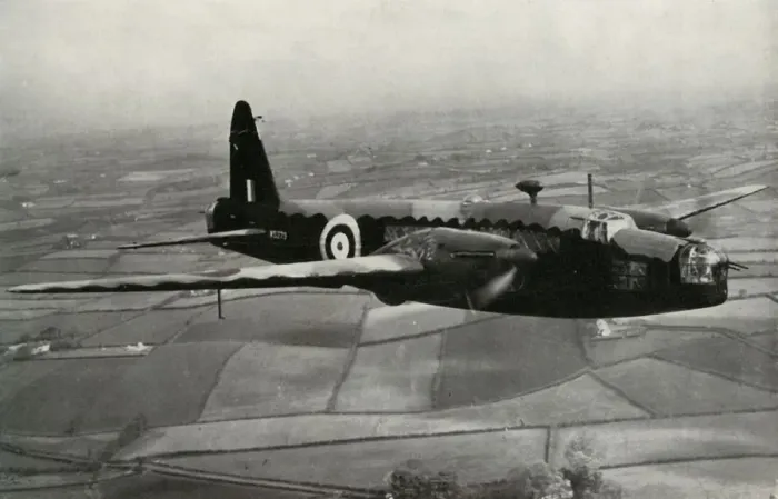 Framed Print : The Vickers-Armstrongs Wellington, 1941. Creator: Unknown Framed Print : The Vickers-Armstrongs Wellington, 1941. Creator: Unknown