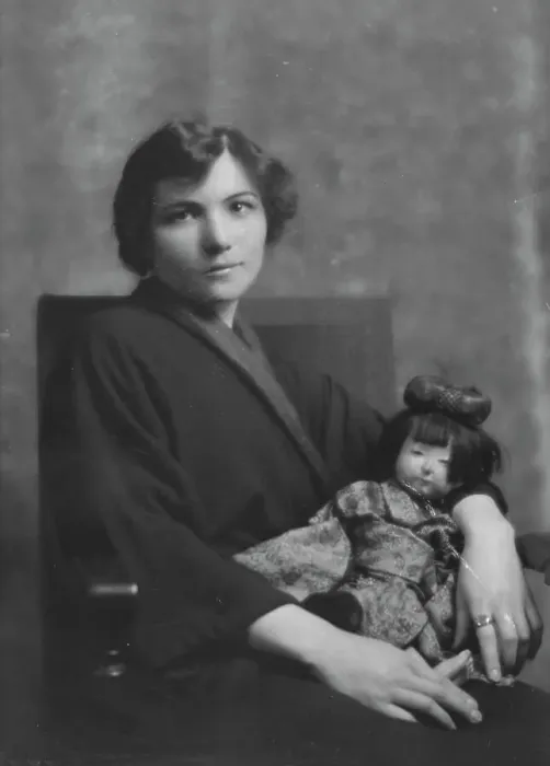 Framed Print : Victors, Miss, portrait photograph, 1915 May 18. Creator: Arnold Genthe Framed Print : Victors, Miss, portrait photograph, 1915 May 18. Creator: Arnold Genthe