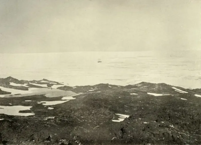 Framed Print : View from High Hill... The Ship in Loose Pack, c1908, (1909) Framed Print : View from High Hill... The Ship in Loose Pack, c1908, (1909)