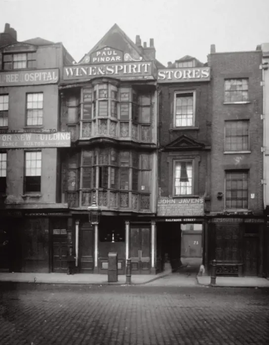 Framed Print : View of the Paul Pindar Tavern, Bishopsgate, City of London, 1878 Framed Print : View of the Paul Pindar Tavern, Bishopsgate, City of London, 1878