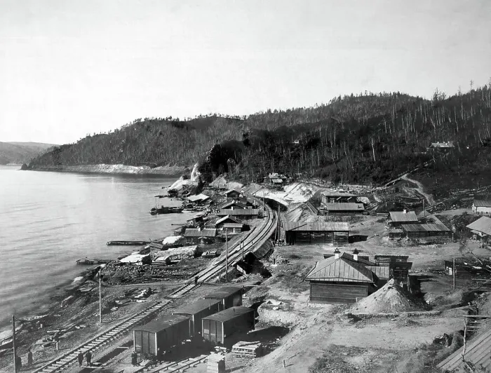 Framed Print : View of a Railroad Along Lake Baikal, 1900-1904. Creator: Unknown Framed Print : View of a Railroad Along Lake Baikal, 1900-1904. Creator: Unknown