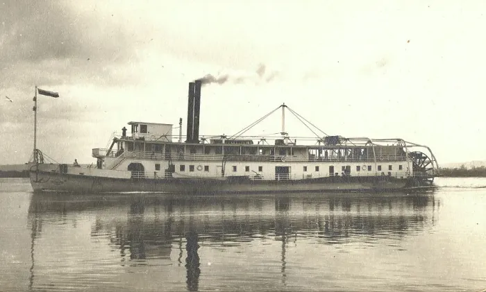 Framed Print : View of the steamship Petersburg on the Zeya River, 1909. Creator: Vladimir Ivanovich Fedorov. View of the steamship Petersburg on the Zeya River, 1909. Creator: Vladimir Ivanovich Fedorov Framed Print : View of the steamship Petersburg on the Zeya River, 1909. Creator: Vladimir Ivanovich Fedorov. View of the steamship Petersburg on the Zeya River, 1909. Creator: Vladimir Ivanovich Fedorov