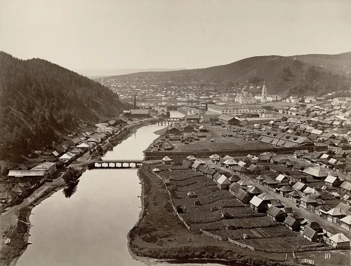 Framed Print : View of Zlatoust, 1890s. Creator: Prokudin-Gorsky, Sergey Mikhaylovich (1863-1944) Framed Print : View of Zlatoust, 1890s. Creator: Prokudin-Gorsky, Sergey Mikhaylovich (1863-1944)