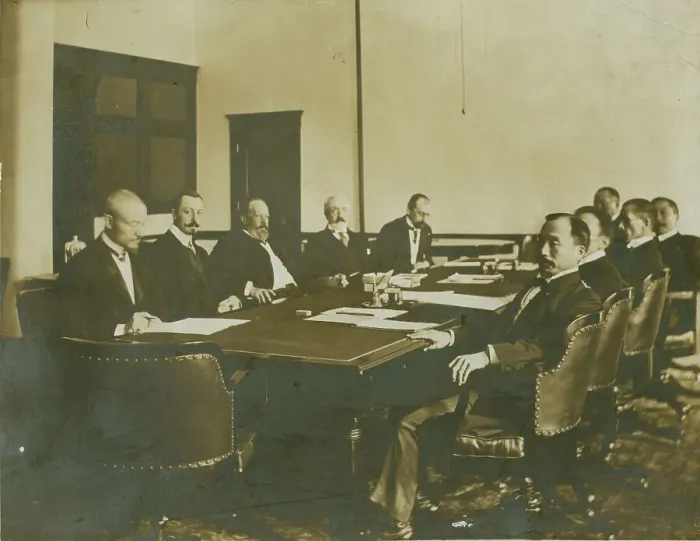 Framed Print : Views of the peace conference in session, 1905. Creator: Unknown Framed Print : Views of the peace conference in session, 1905. Creator: Unknown