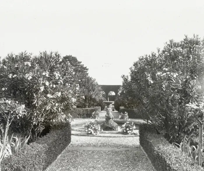 Framed Print : Villa Gamberaia, Settignano, Tuscany, Italy, 1925. Creator: Frances Benjamin Johnston Framed Print : Villa Gamberaia, Settignano, Tuscany, Italy, 1925. Creator: Frances Benjamin Johnston