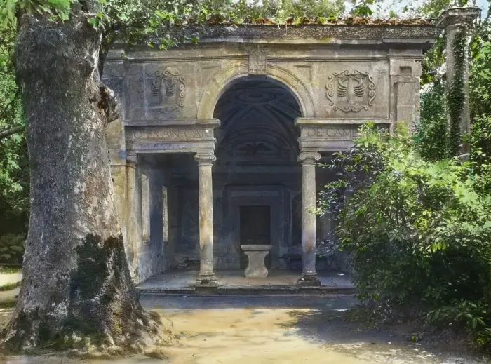 Framed Print : Villa Lante, Bagnaia, Lazio, Italy, 1925. Creator: Frances Benjamin Johnston Framed Print : Villa Lante, Bagnaia, Lazio, Italy, 1925. Creator: Frances Benjamin Johnston